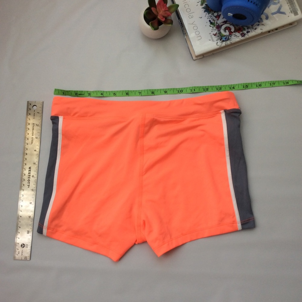 SPANDEX - Picture 2 of 4